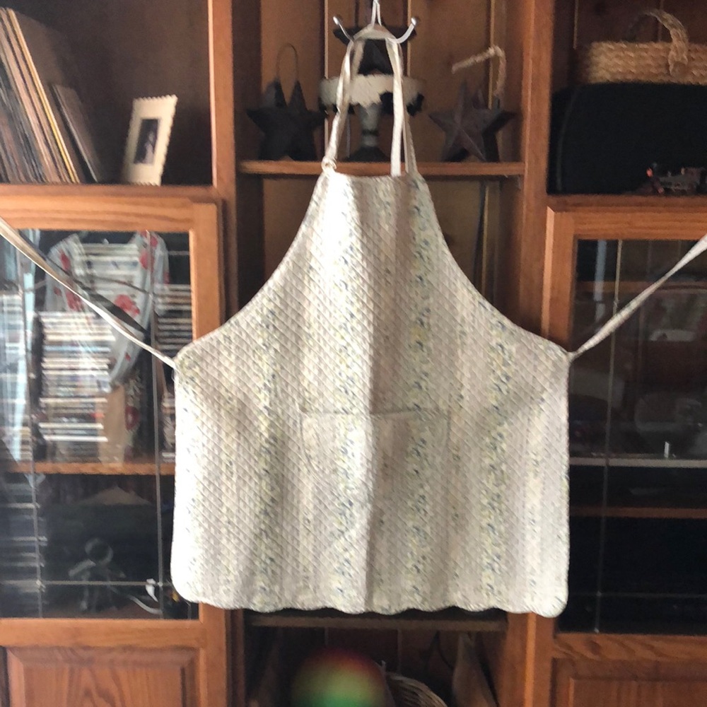 Quilted apron